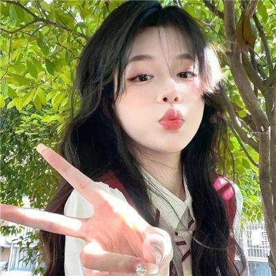 黑影窥窗